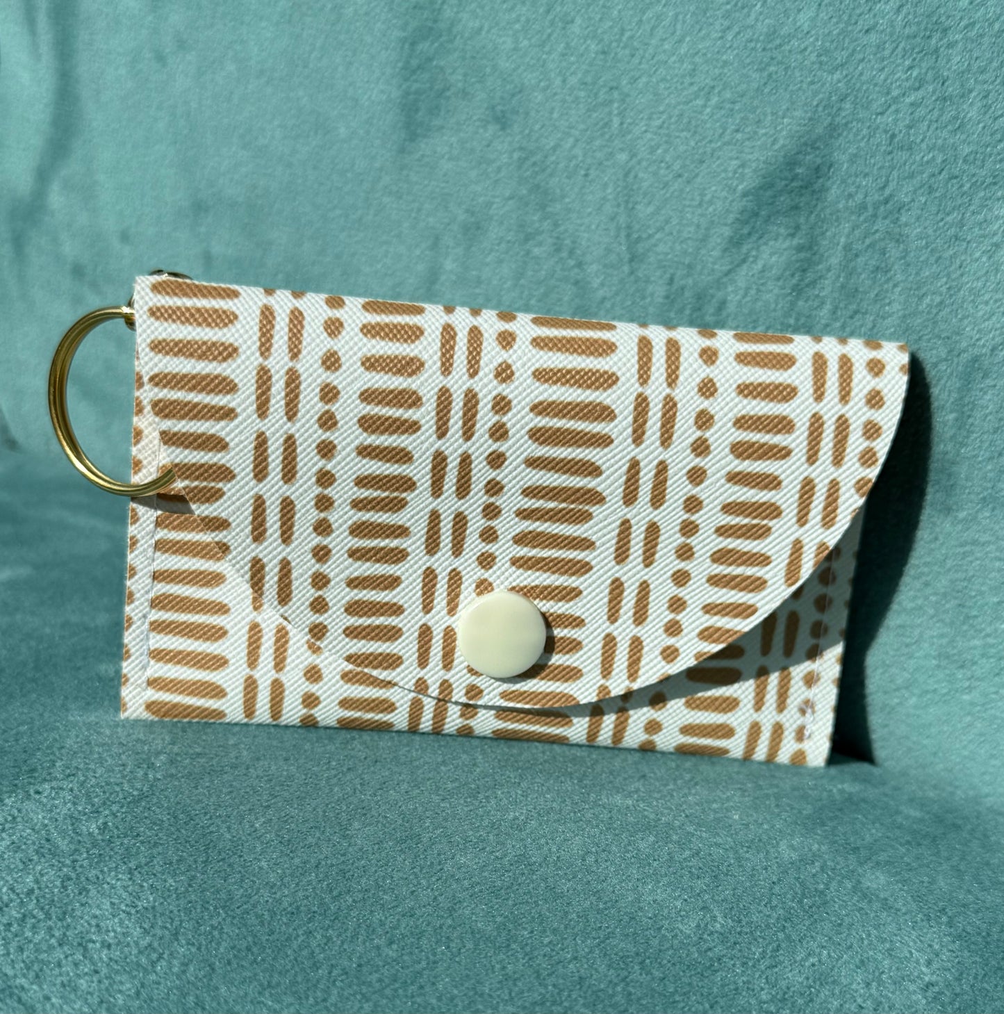 Soft Grid Keychain Wallet